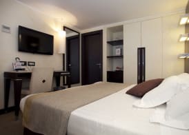 Les Fleurs Luxury House 2