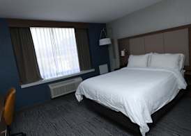 Holiday Inn Express DETROIT-BIRMINGHAM by IHG 5
