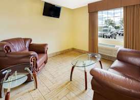 Baymont by Wyndham Beloit 2