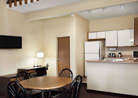 Super 8 by Wyndham Salem 5