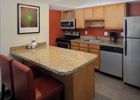 Residence Inn by Marriott Richmond West End 4