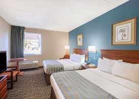 Baymont by Wyndham Bartonsville Poconos 4