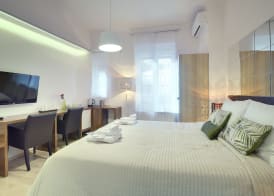 D&A Center Apartments with FREE Parking 4