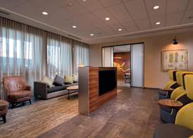 Courtyard by Marriott Atlanta Alpharetta/Avalon Area 3