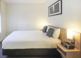 ibis Melbourne Hotel and Apartments 5