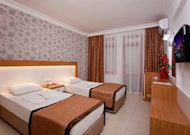Diamore Hotel 4