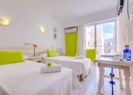 Garau Petit Hotel 4