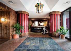 Colony Hotel 4