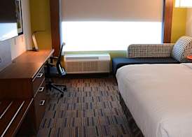 Holiday Inn Express & Suites N. MYRTLE BEACH-LITTLE RIVER by IHG 5