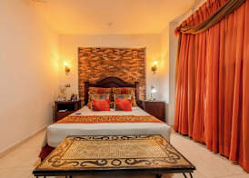 Hotel Dorado Plaza Boutique Calle del Arsenal 4
