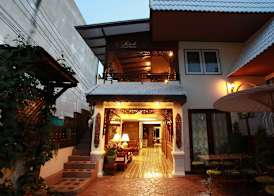 Rich Lanna House 5