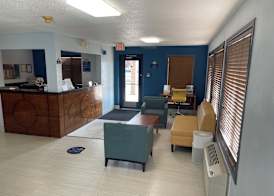 Days Inn by Wyndham Muncie -Ball State University 4