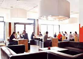 Five Elements Hostel and Capsules Frankfurt 2