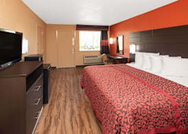 Days Inn by Wyndham Tupelo 4