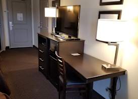 AmericInn by Wyndham DeWitt 5