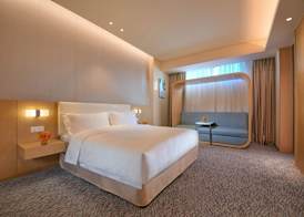Holiday Inn Express Nantong Textile City by IHG 4