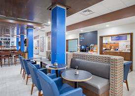Holiday Inn Express & Suites LEXINGTON W - VERSAILLES by IHG 3