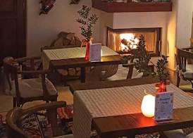 Rebetiko Hotel 2
