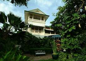 Chakrabongse Villas 2