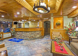 Baymont by Wyndham Gatlinburg On The River 2
