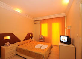 Emir Fosse Beach Hotel 4