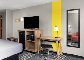 Super 8 by Wyndham Chattanooga East - Hamilton Place 5
