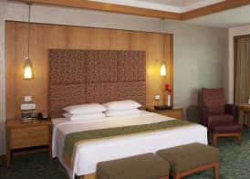 Courtyard by Marriott Chennai 4
