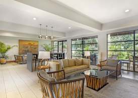 Best Western Plus Plaza by the Green 2