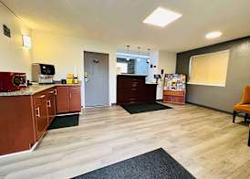 Super 8 by Wyndham Benton Harbor St Joseph 2
