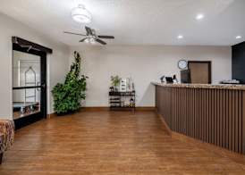 Quality Inn Dubuque on Hwy 20 3