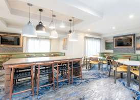 Fairfield Inn Suites Brunswick 2