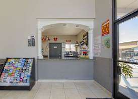 Anaheim Discovery Inn and Suites 4
