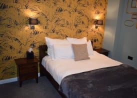 The Fitzrovia Belle Hotel 3
