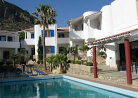 ELENI'S APARTMENTS 4