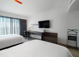 Real Inn Perinorte 4