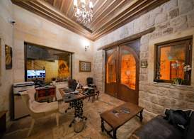Serenus Cave Suites 2