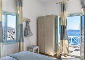 Blue Dolphins Apartments 4