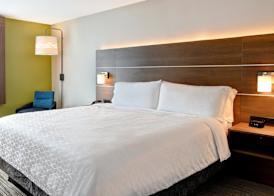 Holiday Inn Express & Suites OTTAWA by IHG 5