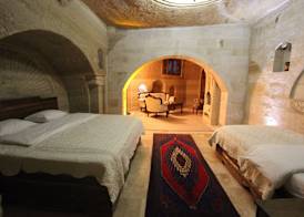 Family Cave Suite Hotel 4