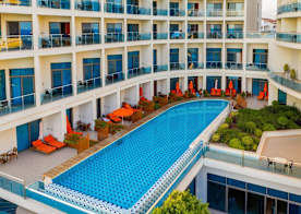 Commodore Elite Suites & Spa Hotel 5