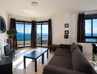 Olée Nerja Holiday Rentals by Fuerte Group 4