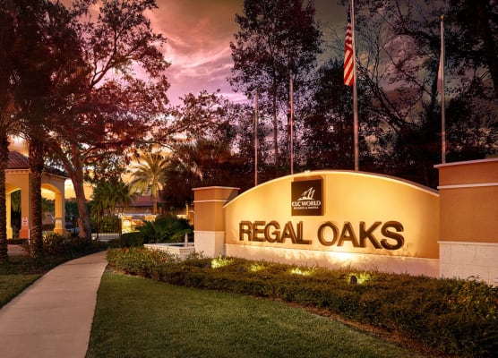 Regal Oaks Resort Vacation Townhomes by IDILIQ 1