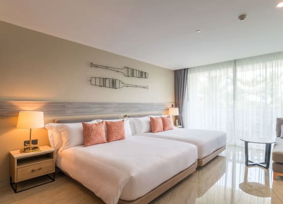 Centara Grand Beach Resort Phuket 1