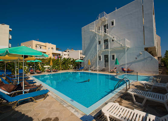 International Hotel 1