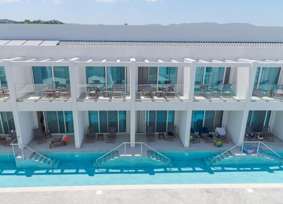 Mirage Bleu Hotel 1