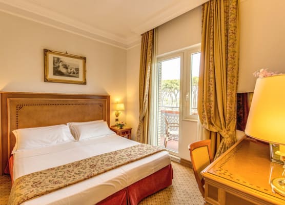Pinewood Hotel Rome 1