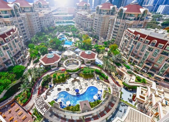 Swissôtel Al Murooj Dubai 1