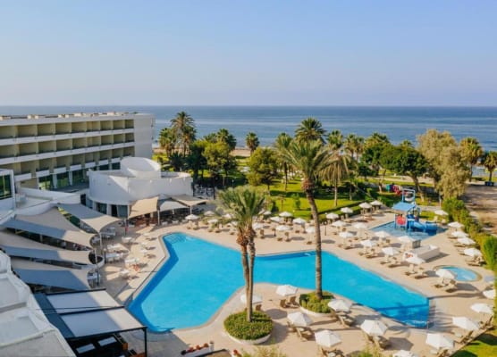 Imperial Island by Louis Hotels 1