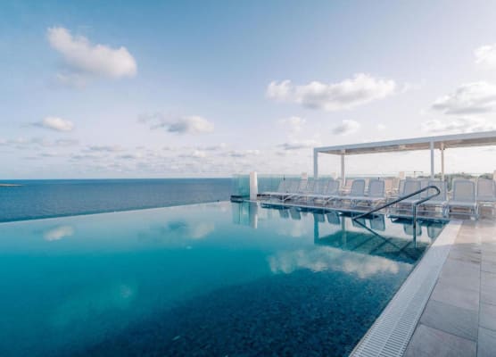 Seaview Hotel - Adults Only 16 Plus 1
