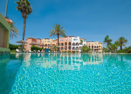Jardim da Meia Praia Resort 1